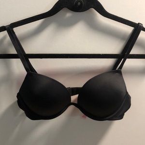 32B VS Pink Push up Bra 🖤